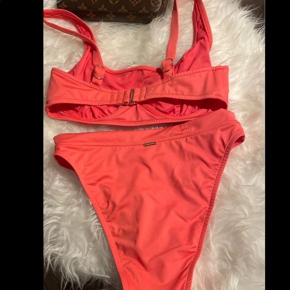 Victoria’s Secret bikini bundle - Picture 4 of 4